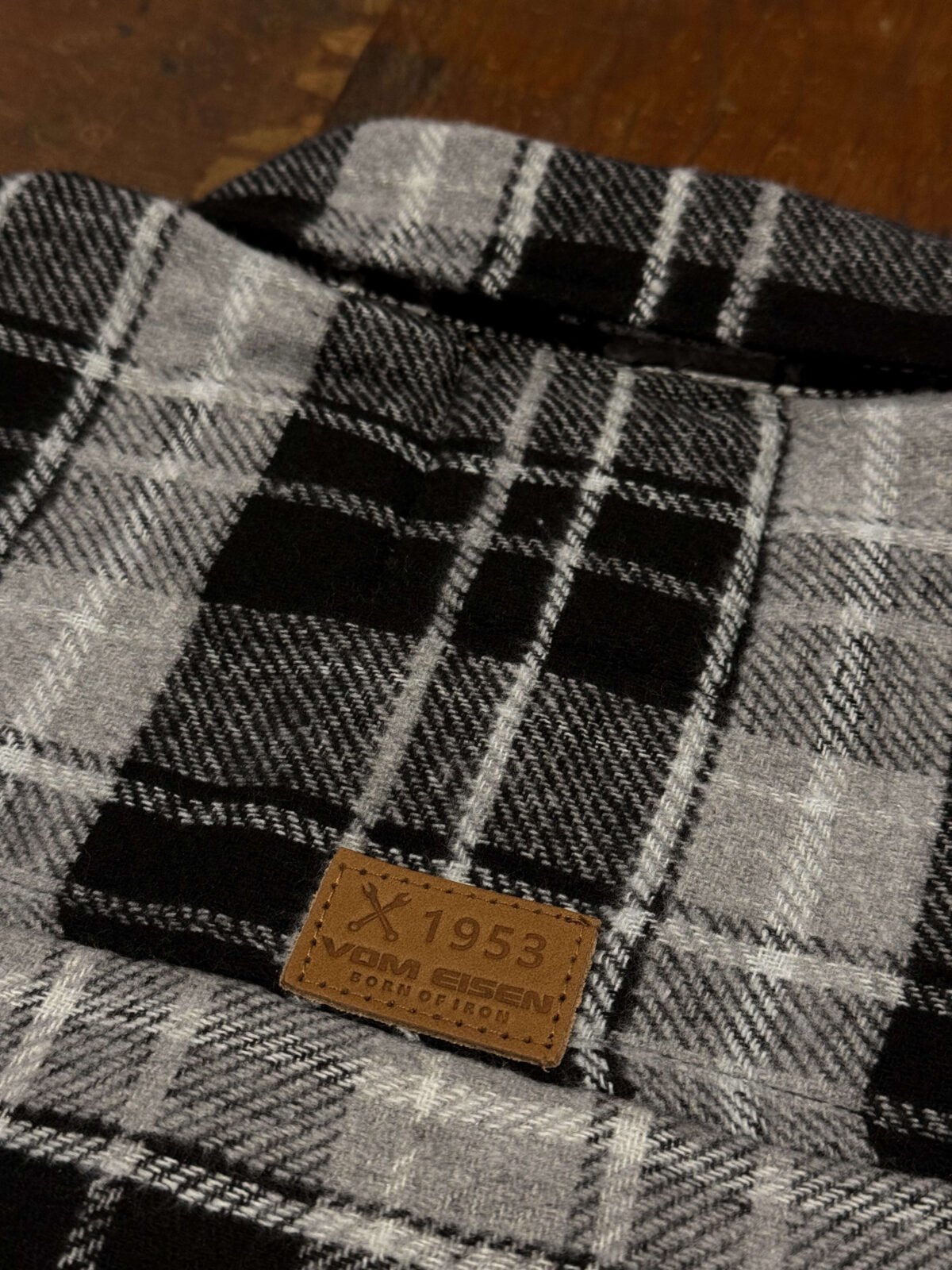 Jaqueta masculina flanelada com capuz removível - Custom Garage - Image 6