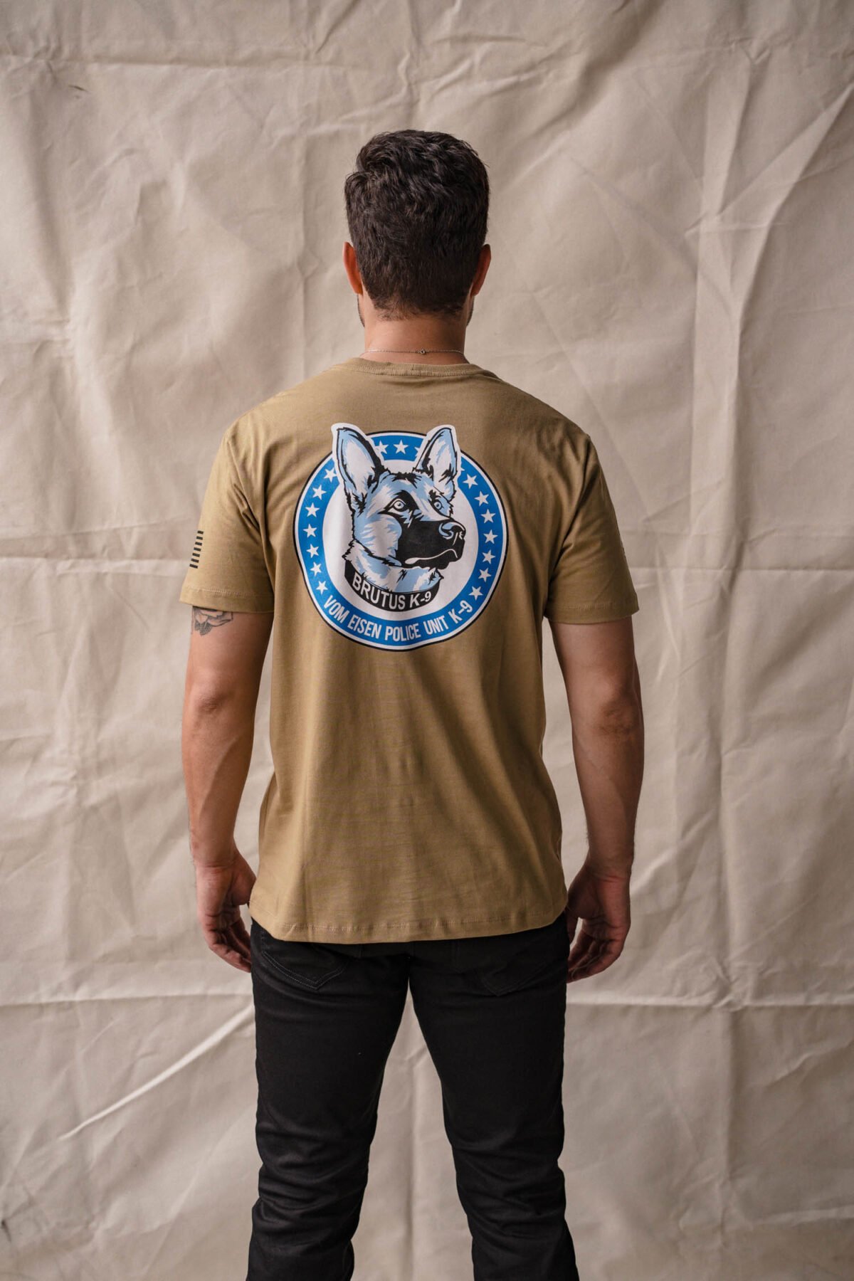 Camiseta masculina regular - Brutus K-9