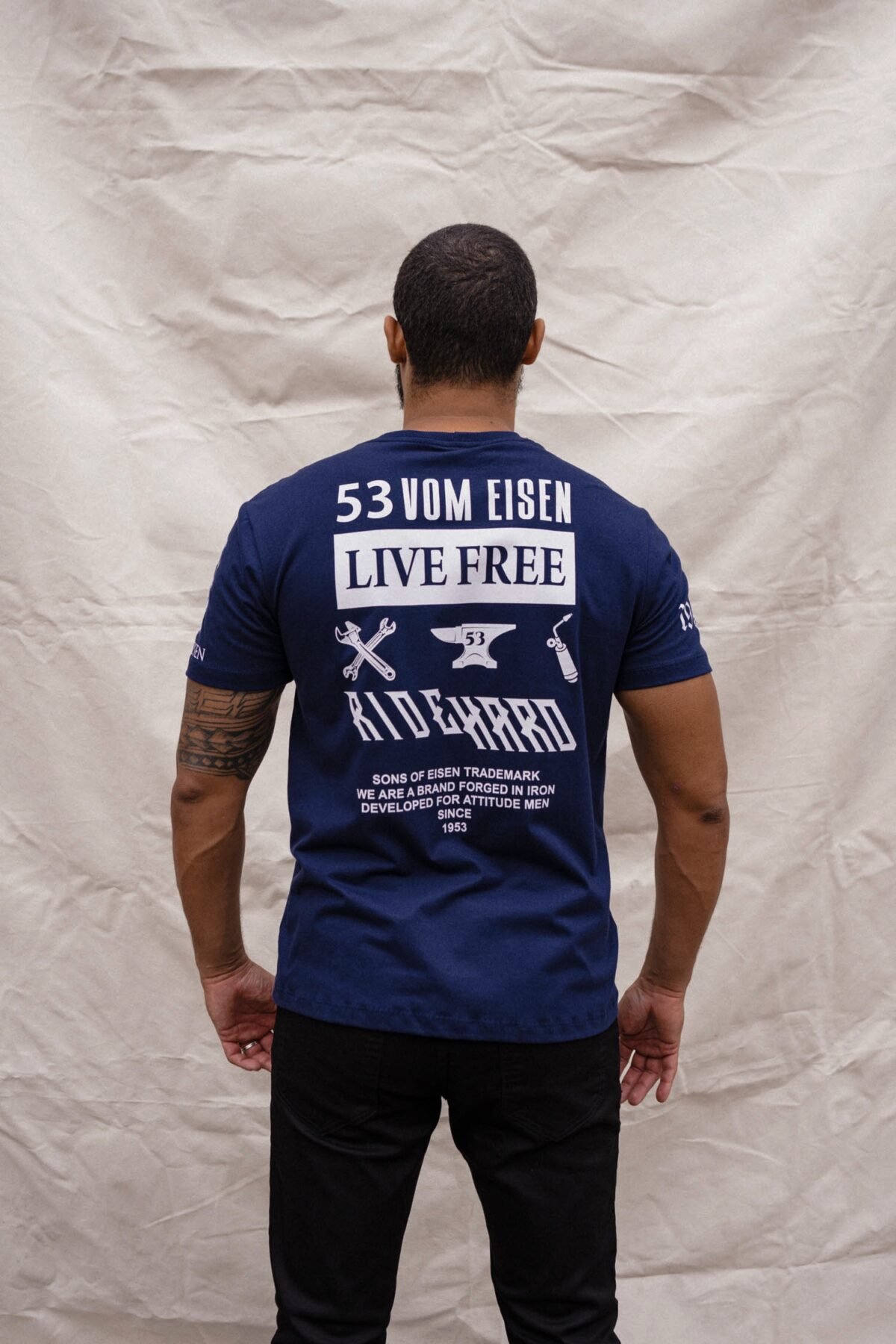 Camiseta regular - Live Free